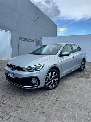 VOLKSWAGEN VIRTUS 1.0 200 TSI HIGHLINE AUTOMÁTICO